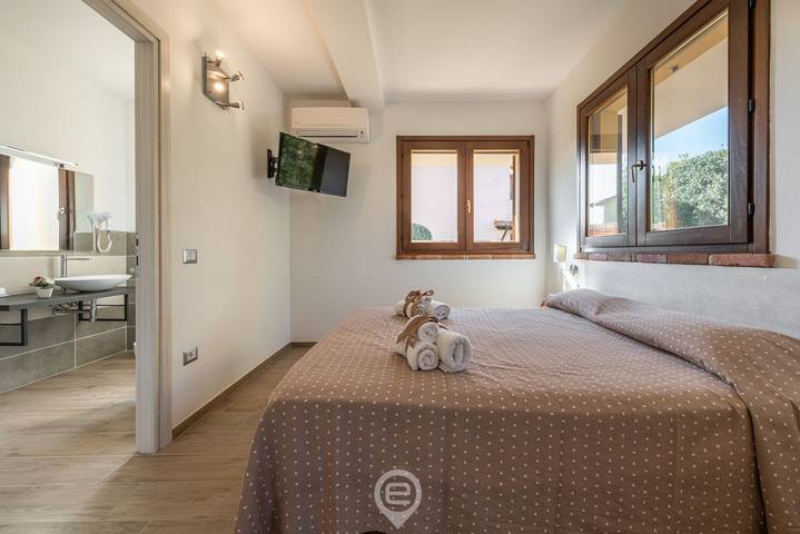 Chambre pour 2 personnes avec jardin in Iglesias, Iglesiente