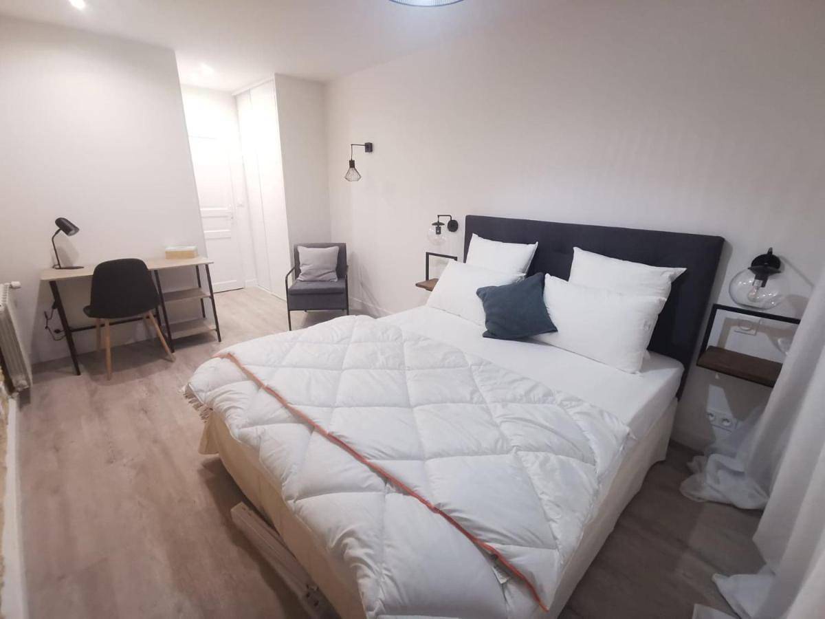 One-Bedroom House in Fontainebleau, Seine-et-Marne