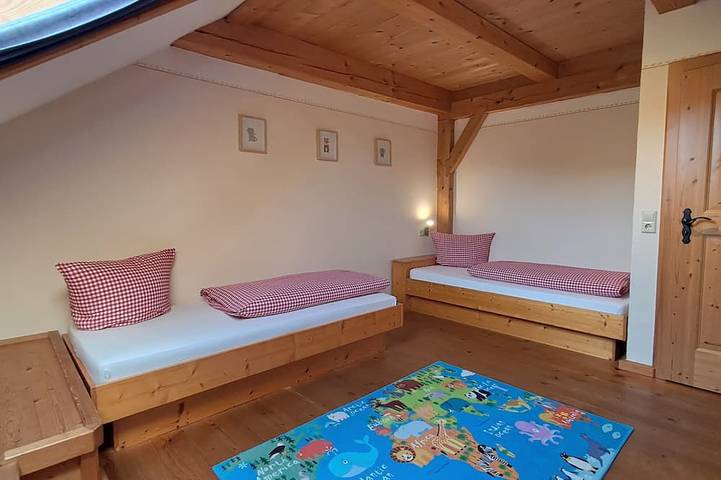 Hütte für 2 Personen, mit Garten und Terrasse in Inzell - 3