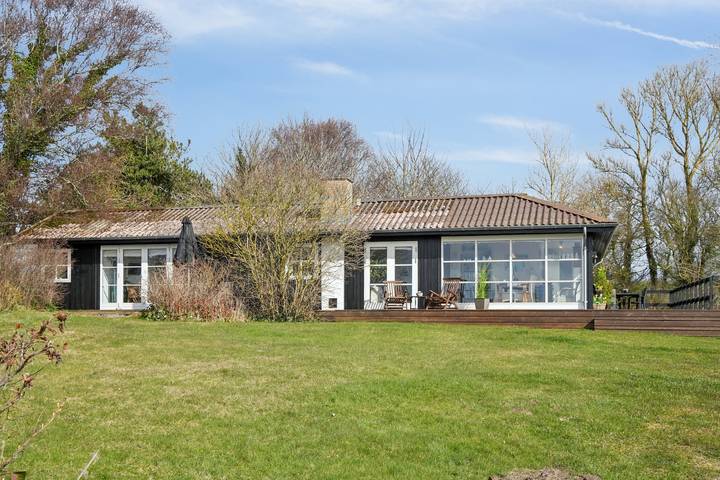 Ferienhaus für 6 Personen, mit Sauna und Garten sowie Terrasse und Ausblick in Kleiner Belt - 2