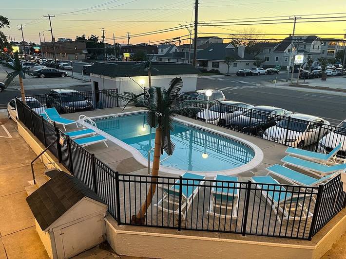 Vacation rental for 3 people, with pool and terrace in Wildwood