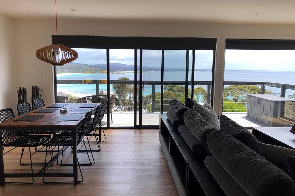 Moonrise Binalong Bay Stunning views in Tasmanien