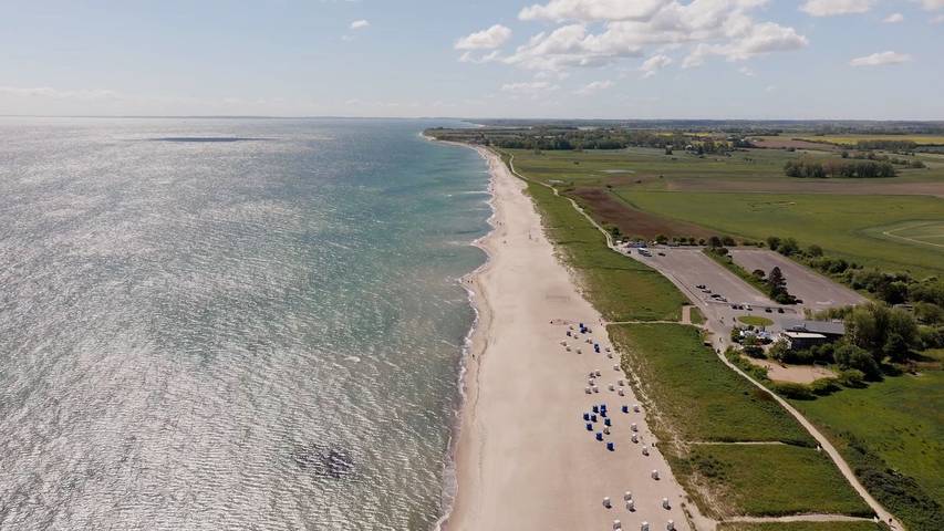 Ganze Wohnung, "Beachloungefour" Ferienwohnung am Strand mit Sonnenterrasse, Sauna & Meerblick in Olpenitz, Kappeln