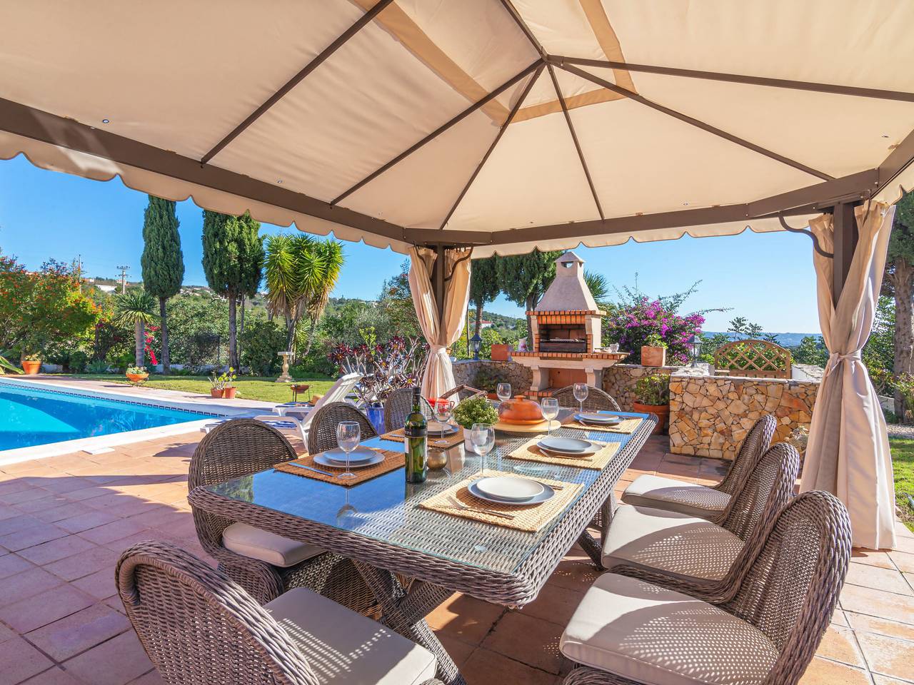 Villa Rosa in Loulé (São Sebastião), Distrito de Faro