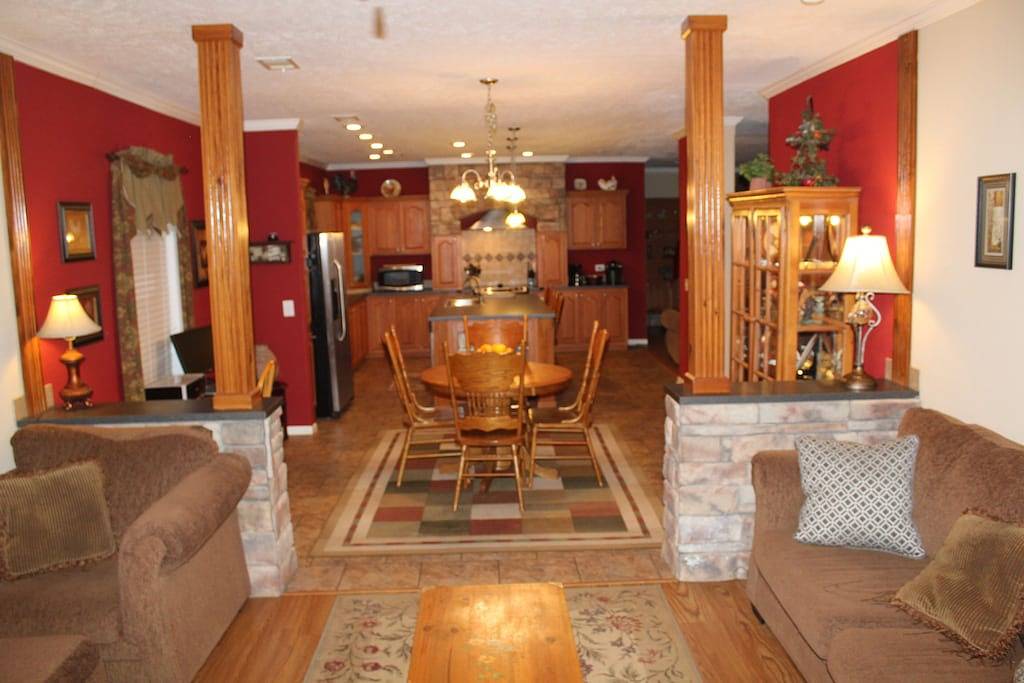 Mid Lake - Triple Forbes Fish Camp in Toledo Bend Reservoir