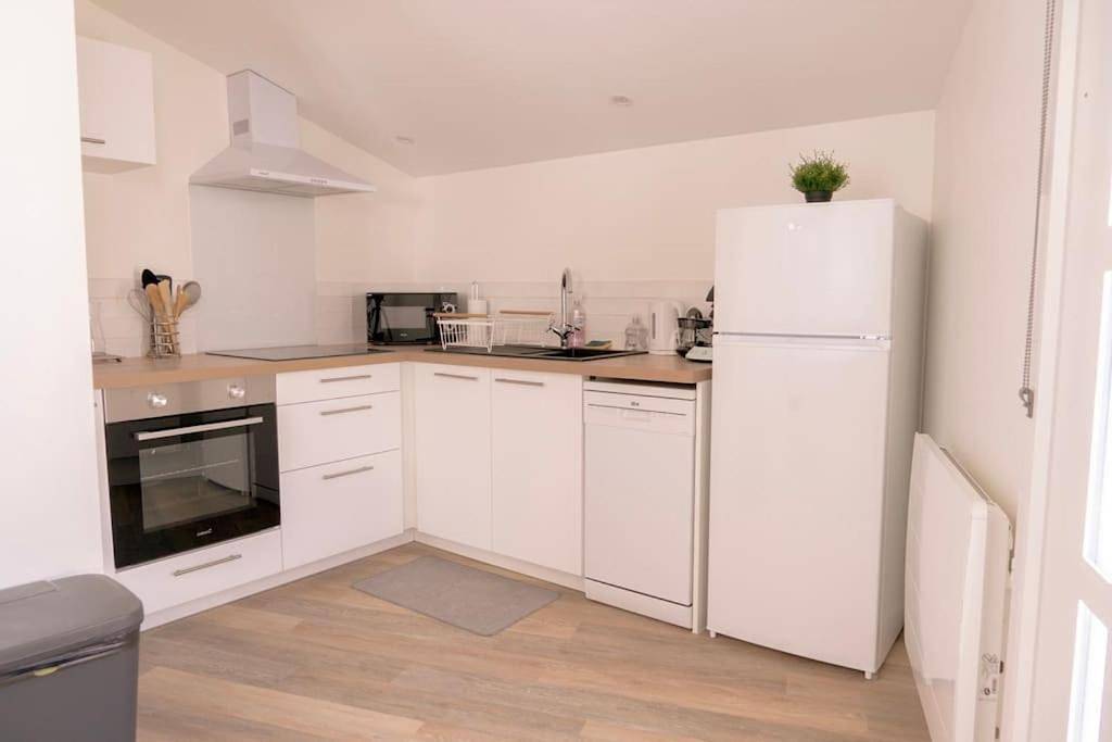 Five-Bedroom House in Sainte-Florence (Vendée), Vallée de la Loire