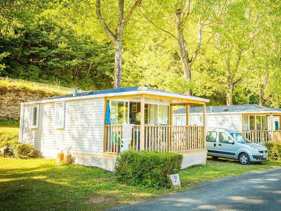 Flower Camping Le Pont du Tarn - Mobilheim 6 personen - Mobilheim O'hara Confort 25 m² - 2 Zimmer + Überdachte Terrasse + Tv 4/6 Pers. in Florac-Trois-Rivières, Cevennen