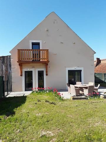 Gîte pour 8 Personnes dans Saint-Gervais-en-Vallière, Région de Chalon-sur-Saône, Photo 1