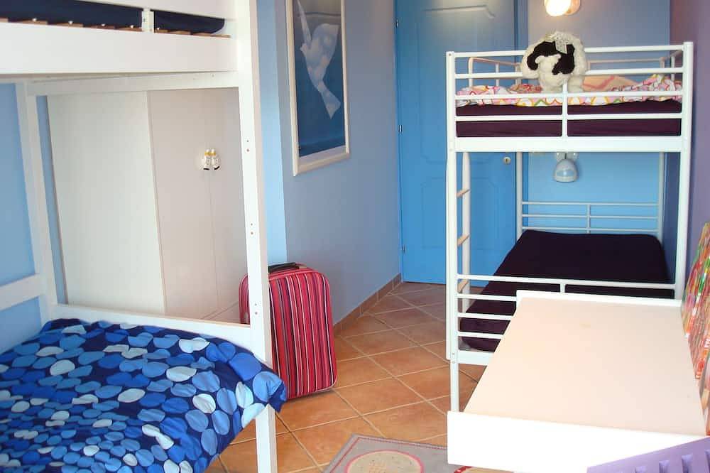 Moderne und familienfreundliche Villa mit 15 m langen Infinity-Private Pool und Jacuzzi in Theologos, Fthiotida