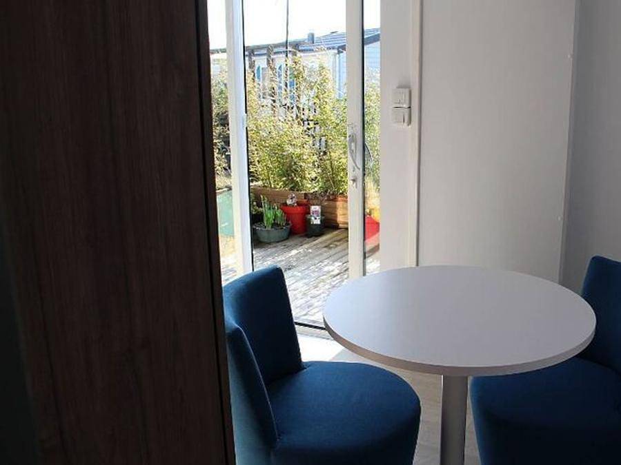 Camping Paradis - La Baie de Ploemeur - Mobilhome 2 personnes - Mobil Home confort + 1 chambre 2 personnes, 16 m² (modèle 2020) in Ploemeur, Côte des Mégalithes