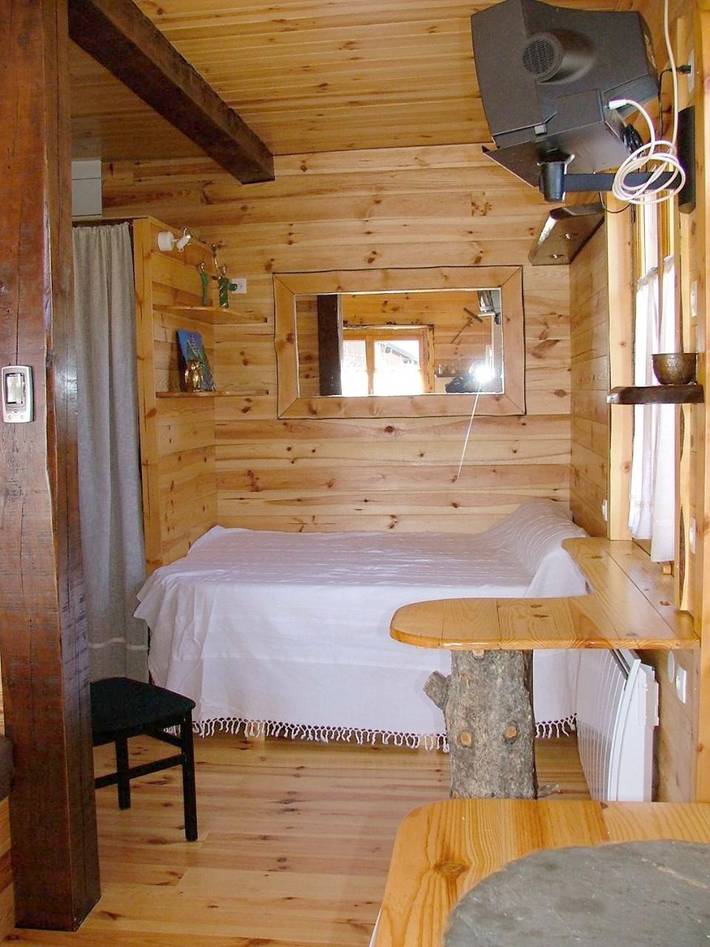 Gîte pour 2 personnes, avec vue et jardin à La Cabanasse