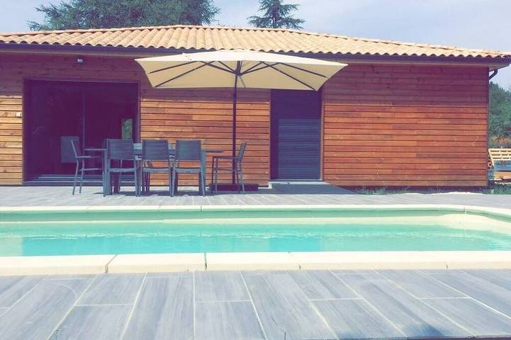 Gîte pour 8 personnes, avec terrasse et jardin à Saint-Hilaire-d'Estissac