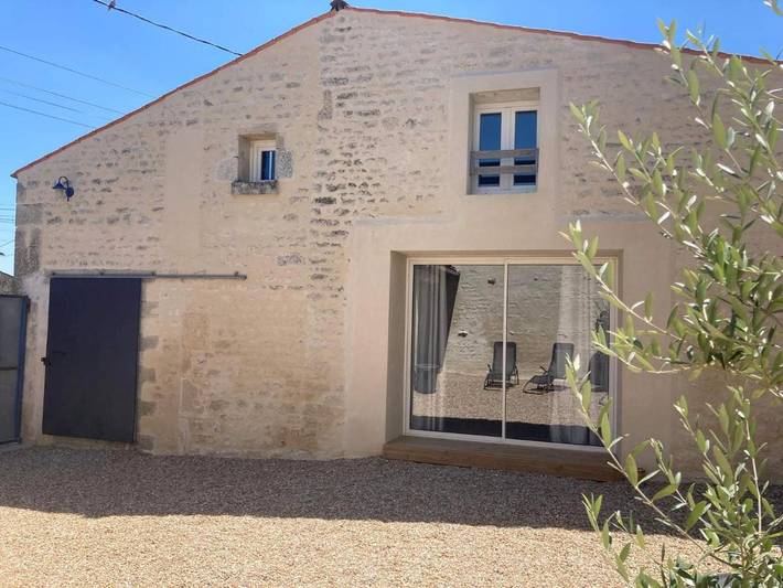 Location de vacances pour 8 personnes, avec Terrasse et Jardin à Paillé