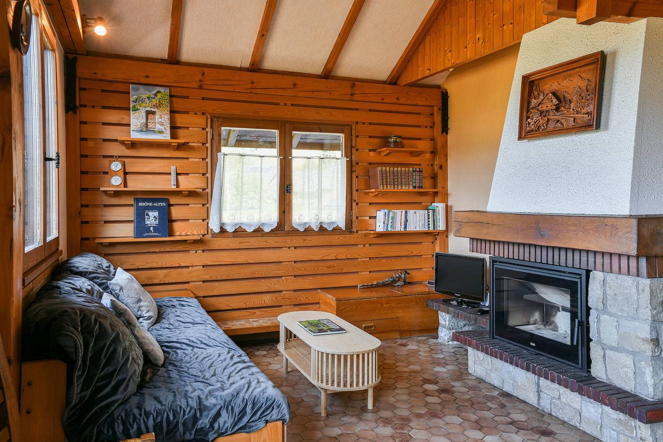 Chalet 'La Lauzière - Parking Jardin' mit Bergblick, privatem Garten und Balkon in Grésy-sur-Isère, Albertville und Umgebung