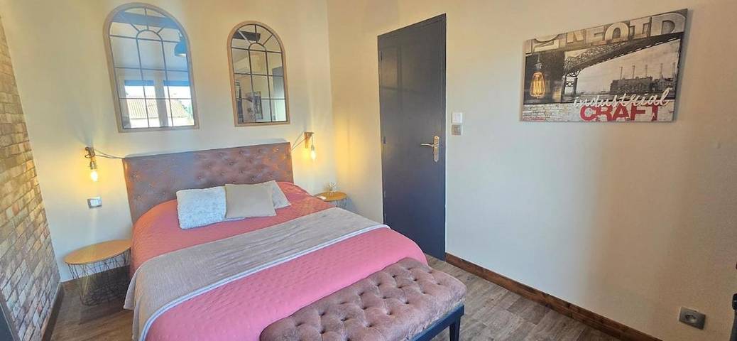 Location de vacances pour 8 personnes, avec piscine ainsi que terrasse et jardin à Sauvian - 3