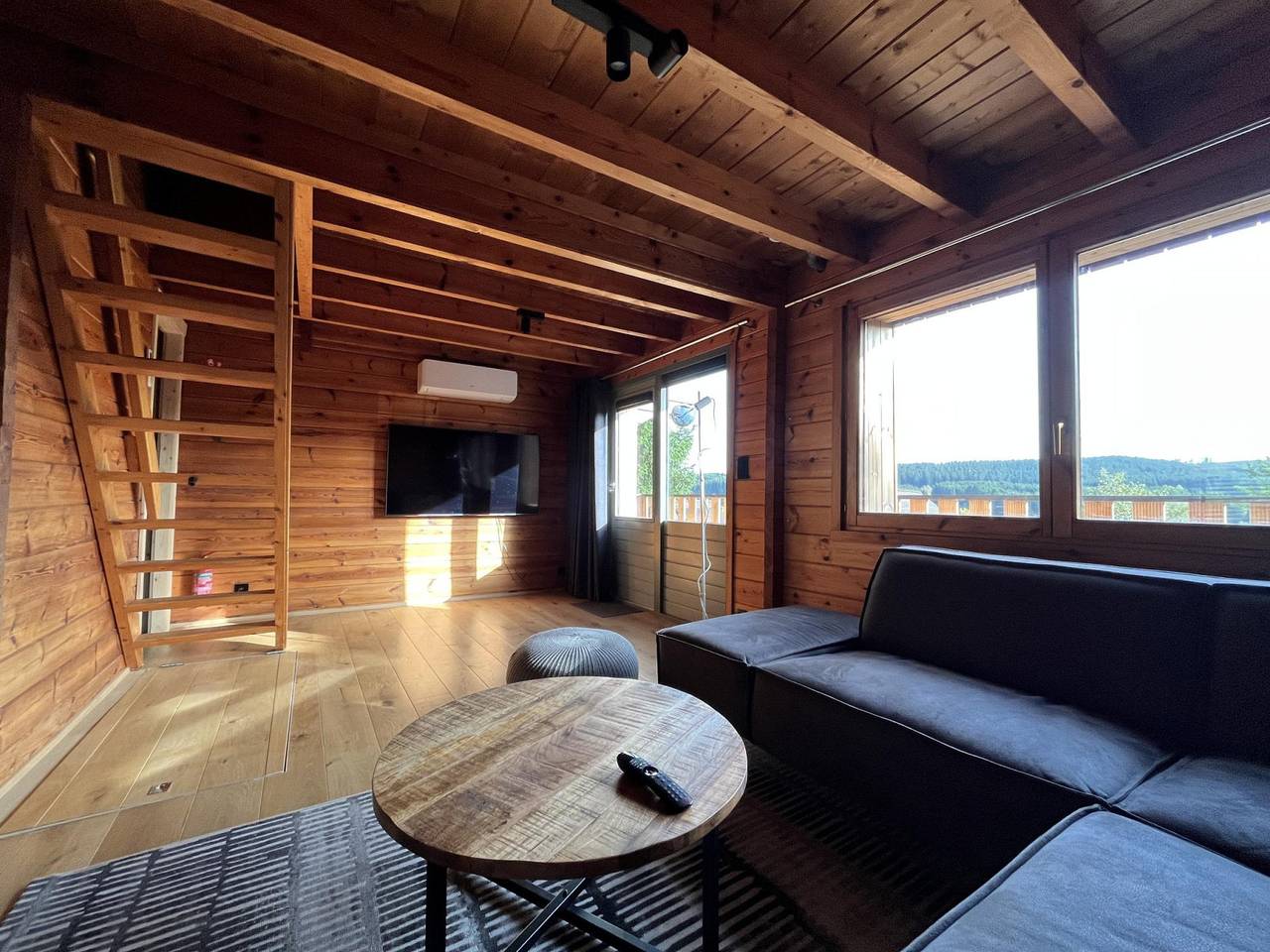 7 persoons vakantiehuis met een infraroodsauna op een camping in de Ardennen in Dochamps, Manhay