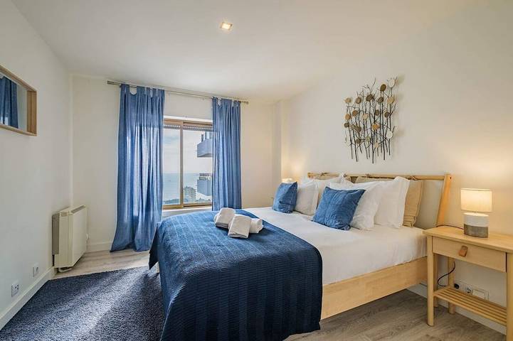 Ganze Wohnung, Atemberaubend in den Wolken 4 Br apt, schläft bis zu 10 - Atemberaubende Aussicht in Cascais e Estoril, Costa de Lisboa