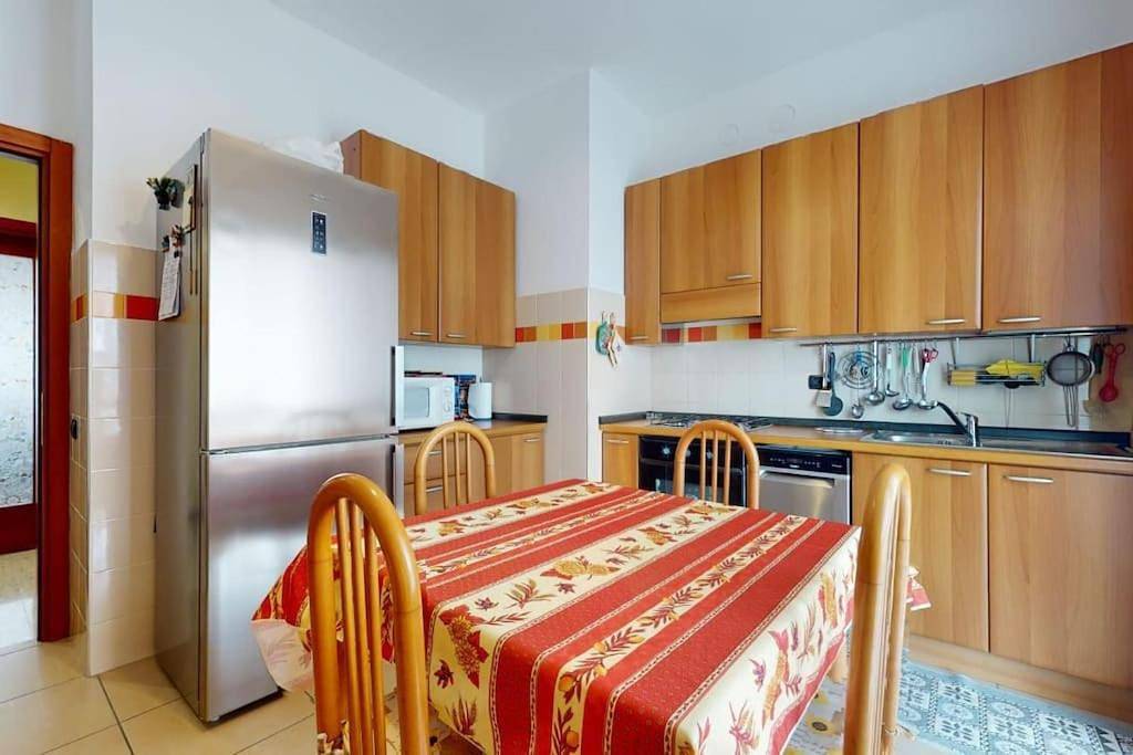 Entire apartment, Marystar&Joe Vicino Fiera Milano Rho, appartamento,2-4 posti in Pregnana Milanese, Milan Province