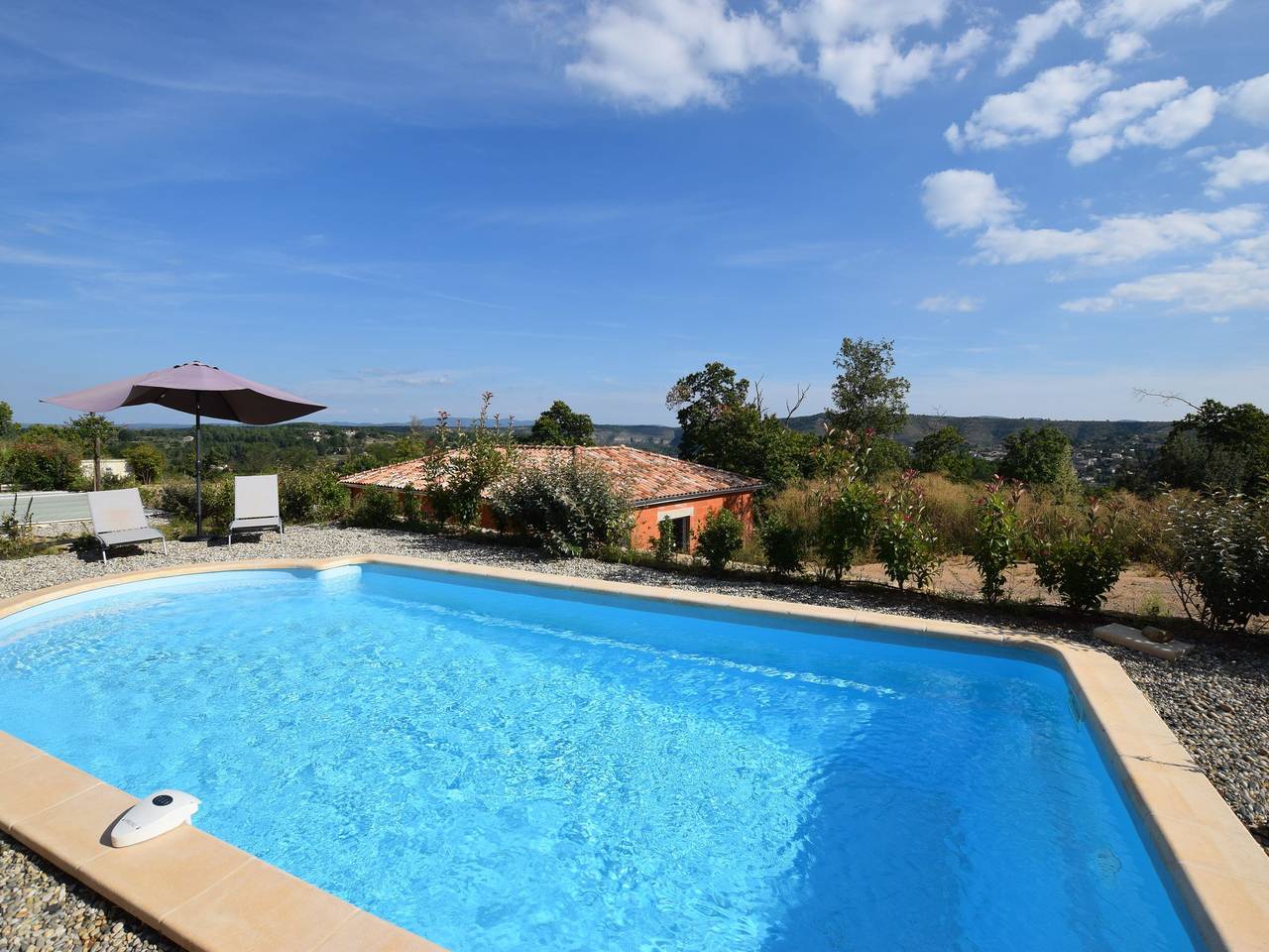 Villa en Rhône-Alpes avec piscine privée in Joyeuse, Parc naturel régional des Monts d'Ardèche