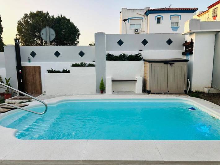 Apartamento de vacaciones para 3 personas, con piscina además de terraza y jardín, Se admiten mascotas - 1