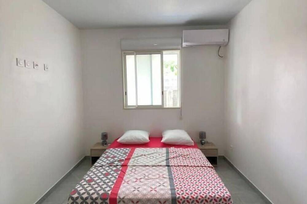 Appartement entier, L'Anthracite - T2 Moderne et Cosy hors de la ville in Matoury, Guyane française