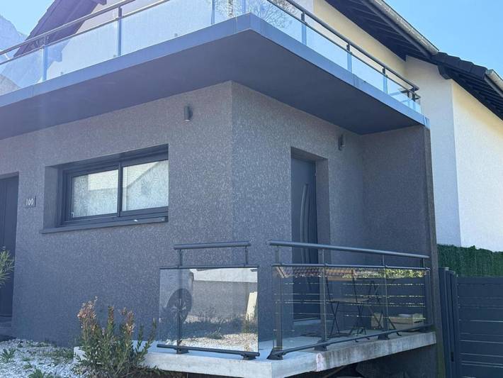 Gîte pour 2 personnes, avec balcon, animaux acceptés à Drumettaz-Clarafond
