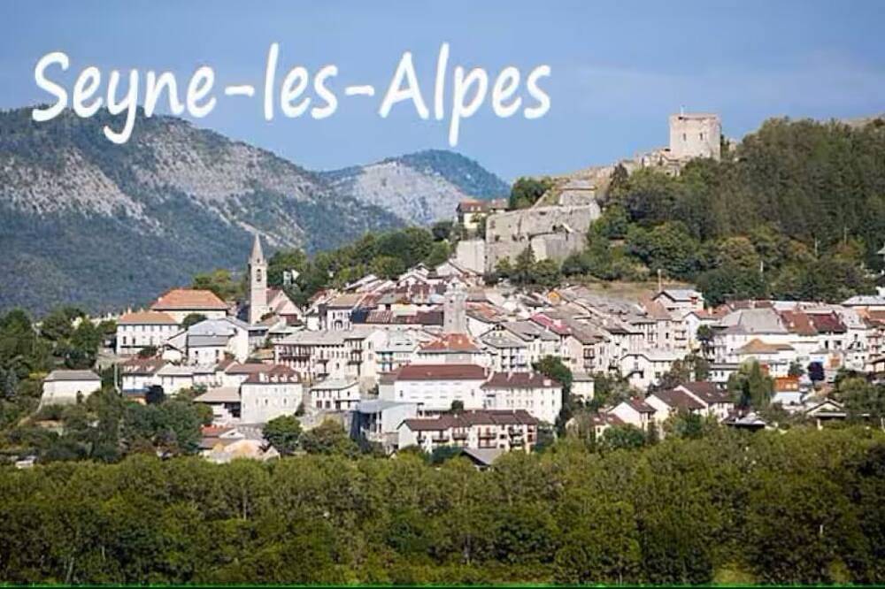 Apartamento entero, Seyne 15 minutes from the Serre-Ponçon dam in Seyne, Alpes de Alta Provenza