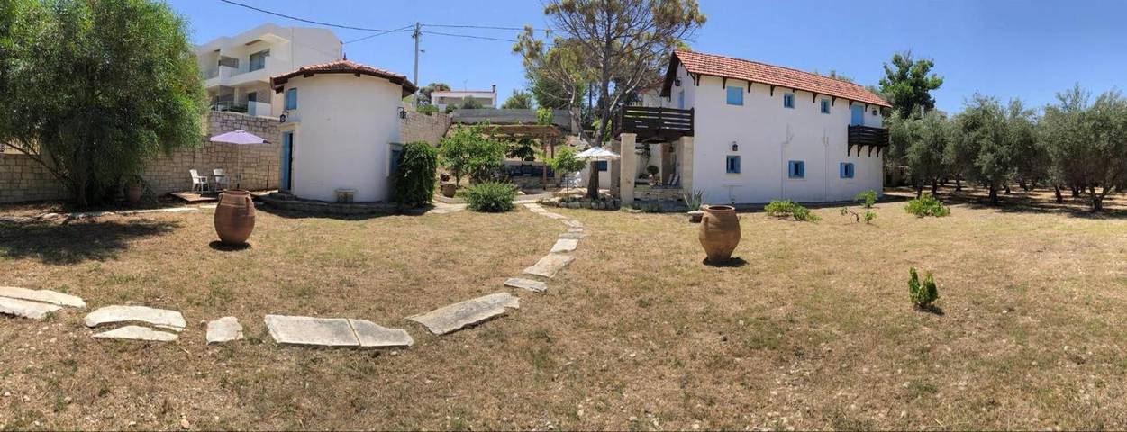 Location de vacances pour 7 personnes, avec jardin dans Almirida - 2