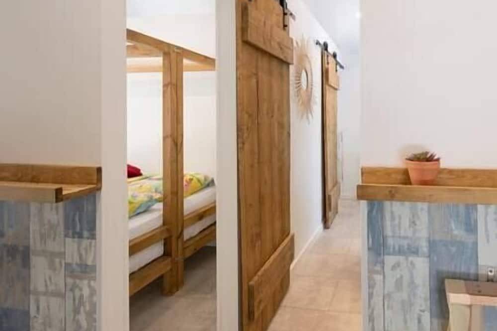 Zen-bungalow no 2 with sauna and hottub in Hardenberg, Regio Zwolle