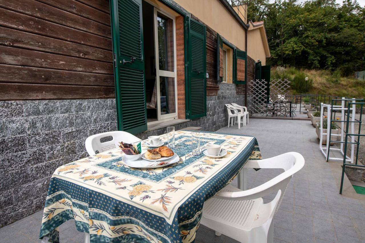 Appartement entier, Apartment with Pool View in Carro (Liguria), Parc naturel régional de Montemarcello-Magra-Vara