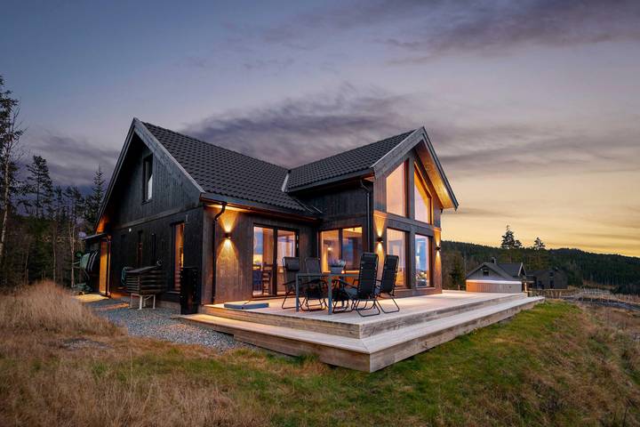 Ferienhaus für 10 Personen, mit Terrasse und Sauna sowie Seeblick in Ost-Norwegen - 4