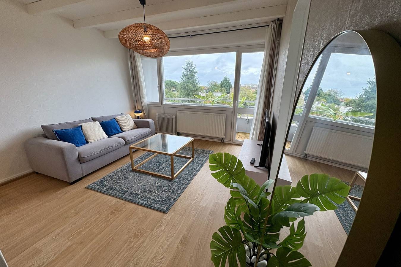 Entire studio, Bright studio apartment with balcony in Caudéran (Bordeaux), Bordeaux