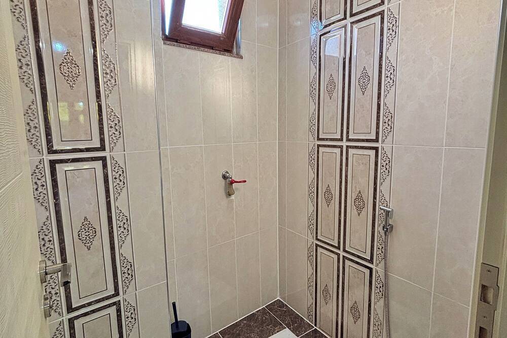 Entire apartment, You can stay safely with your family in air-conditioned apartment in nature Rize in Black Sea region