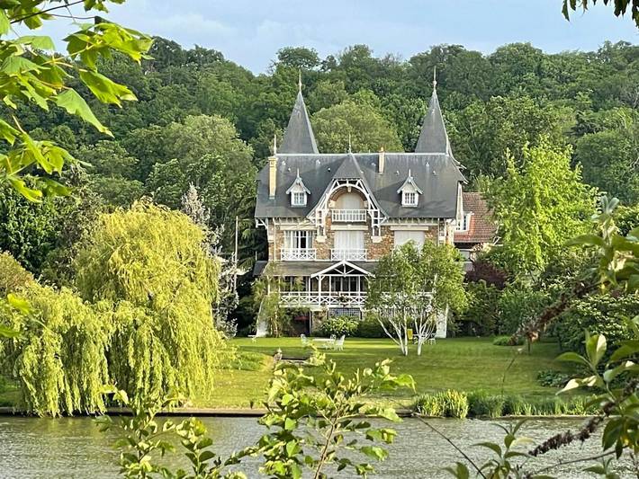 Chambre d’hôte pour 2 personnes, avec jardin et vue à Poissy