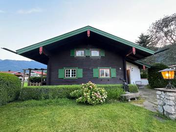 Ferienhaus für 4 Personen, mit Ausblick und Garten in Oberbayern