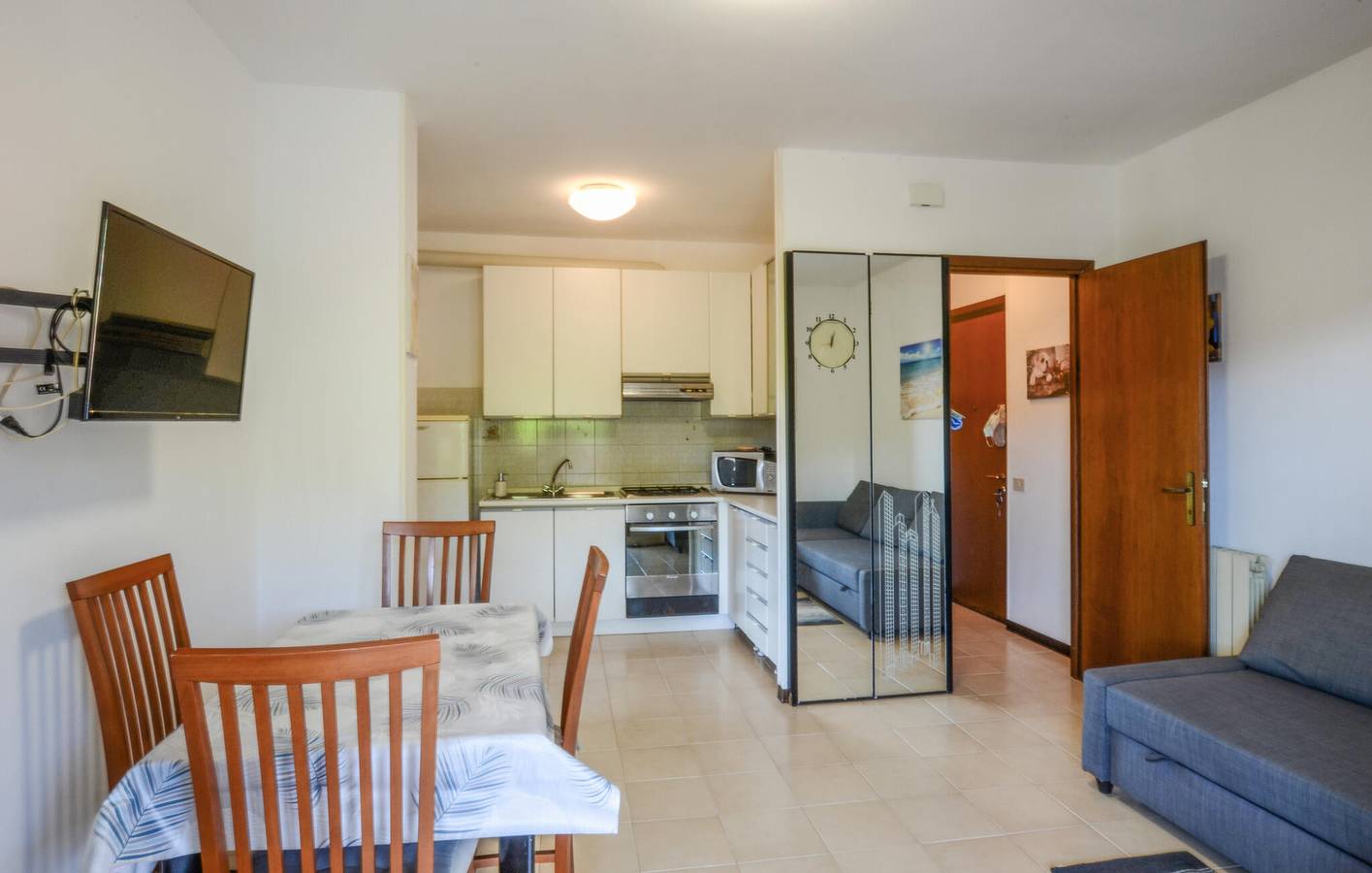 Apartamento vacacional entero, Retiro junto a la playa con terraza y aparcamiento in Andora, Riviera di Ponente