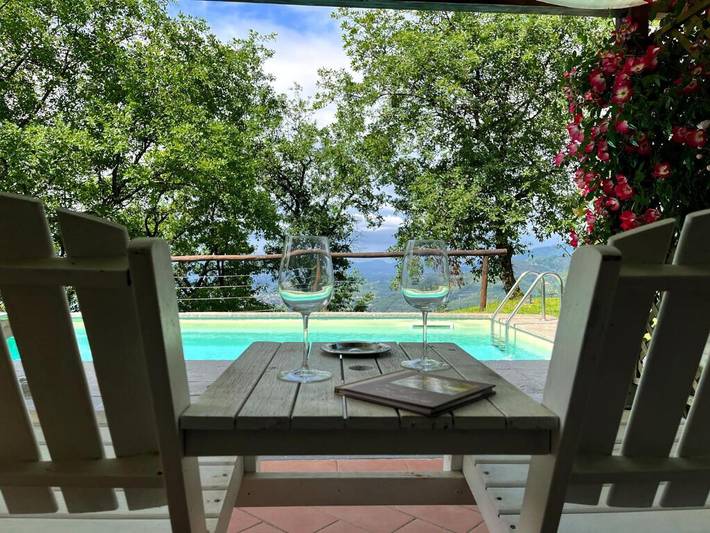 Ferienhaus für 4 Personen, mit Terrasse und Garten sowie Pool