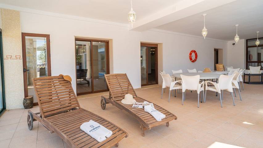 Chalet para 20 personas, con piscina y balcón/terraza, Se admiten mascotas en Loja - 3