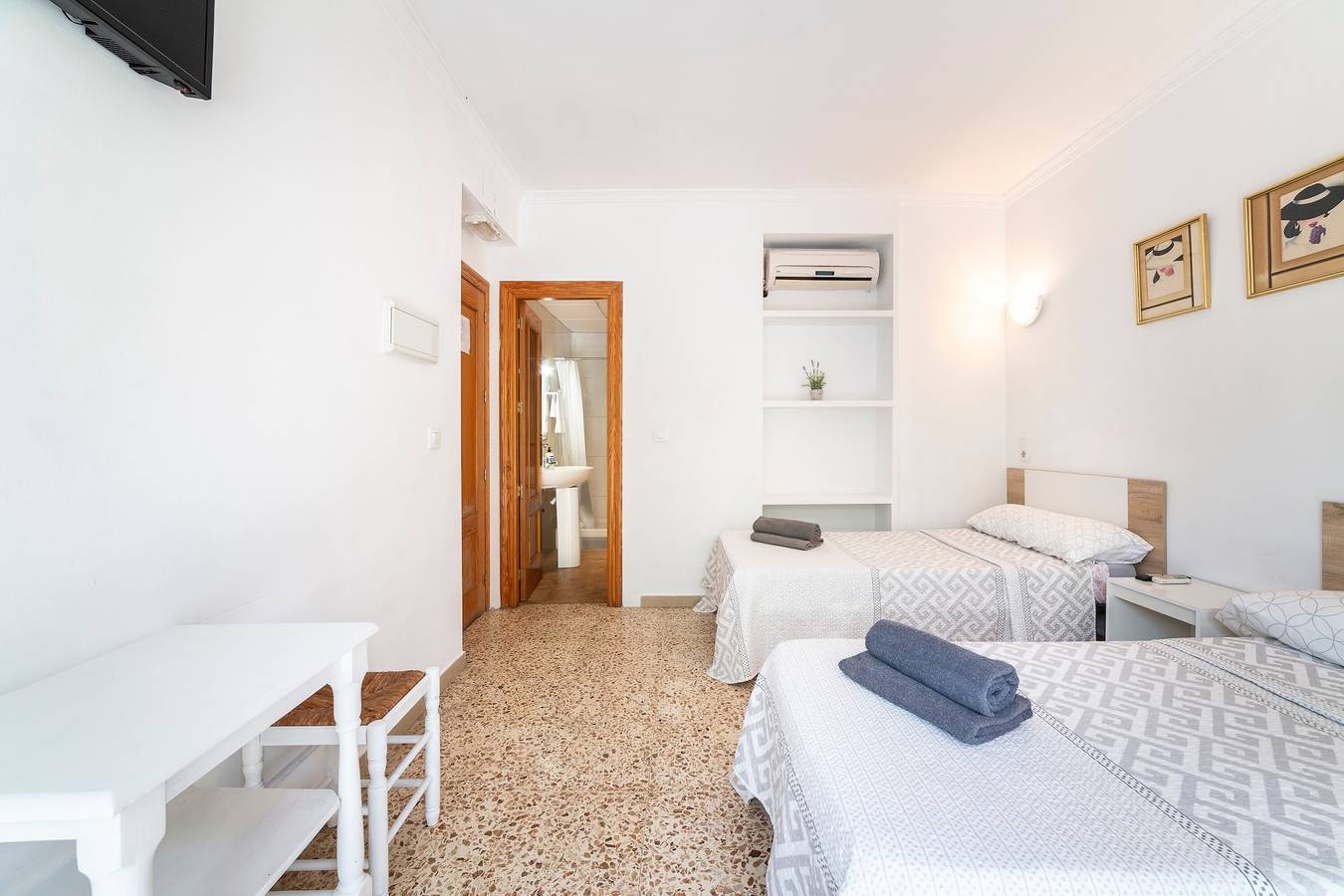 Zimmer 'Doble Individual 11' mit Wi-Fi und Klimaanlage in Roquetas de Mar, Costa de Almería