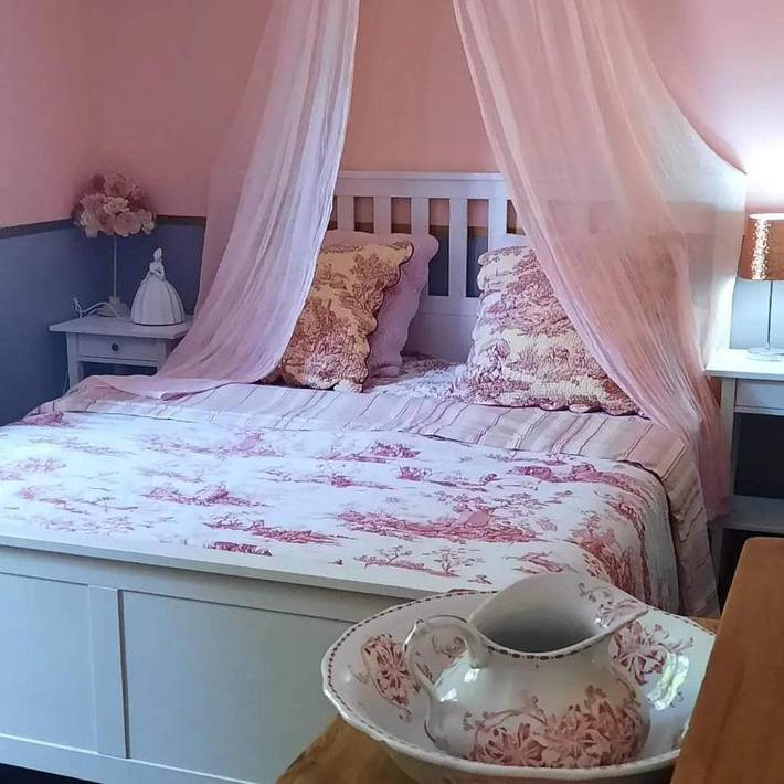 Maison d’hôte pour 3 personnes, avec vue ainsi que jardin et terrasse à Saint-Saturnin-lès-Avignon - 2