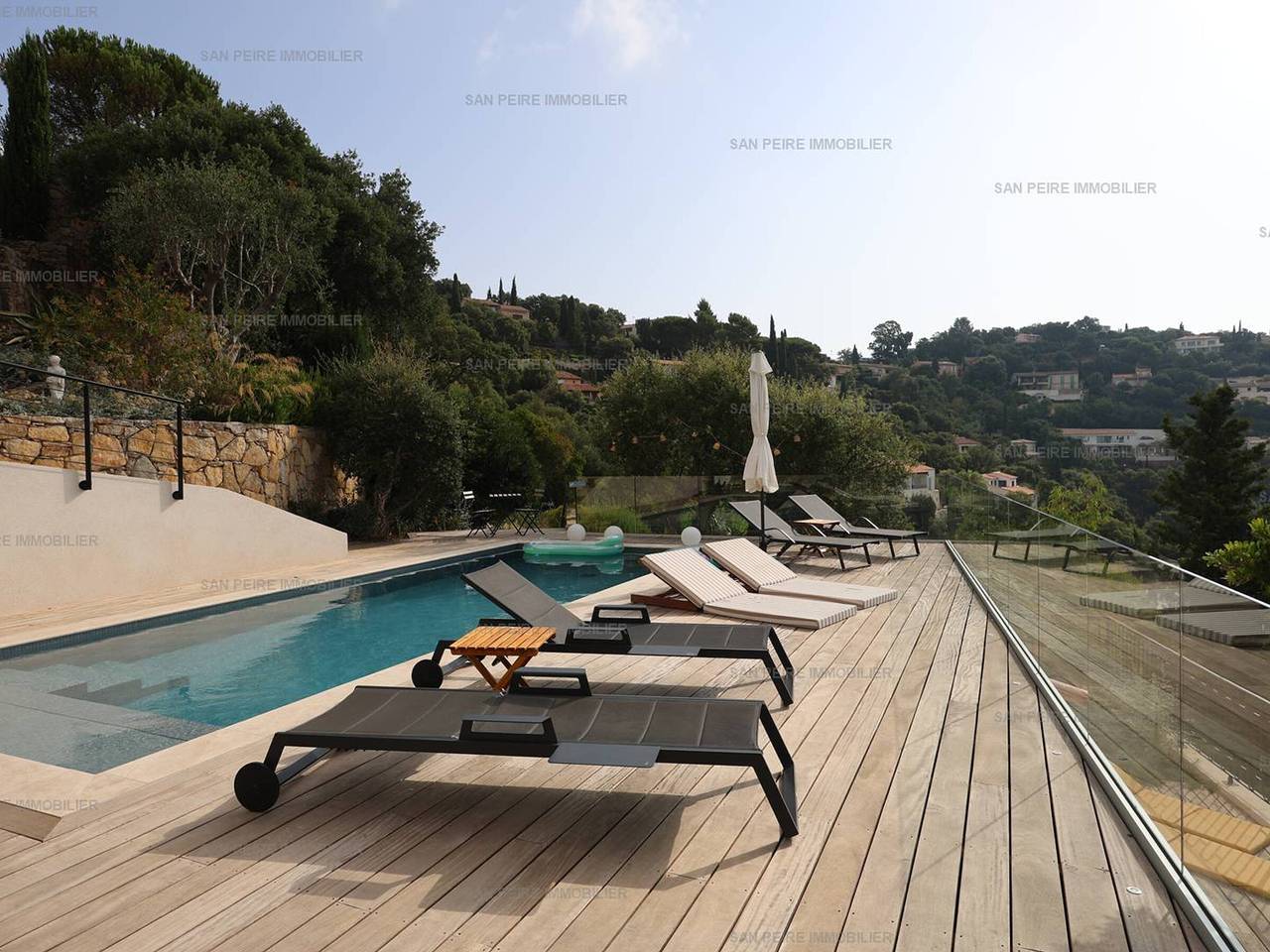 Herrenhaus 12, Pool, Klimaanlage, Haustiere erlaubt in Les Issambres, Roquebrune-sur-Argens