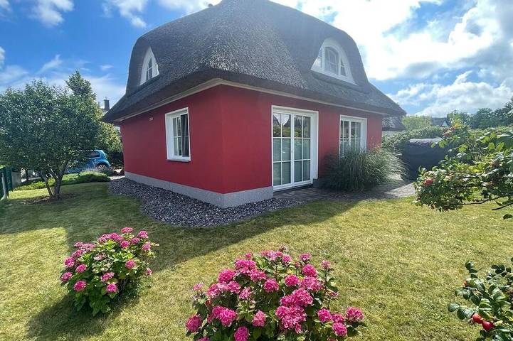 Ferienhaus für 6 Personen, mit Garten und Terrasse in Glowe