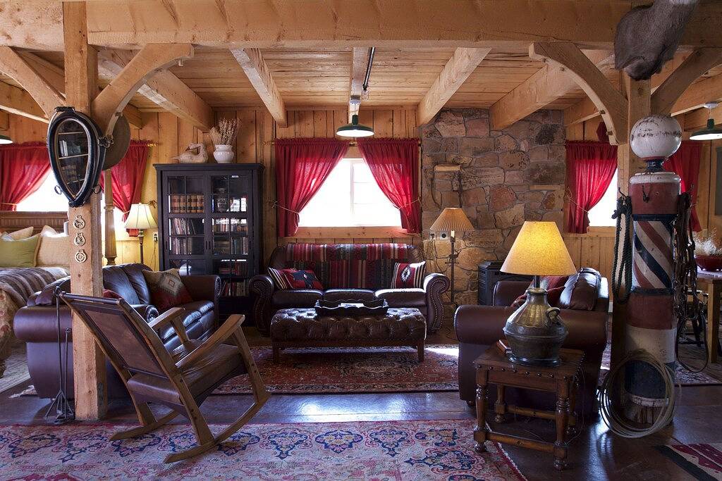 Lodge for 12 Guests in Grand Staircase Escalante National Monument, Utah