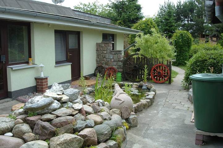 Bungalow für 2 Personen, mit Garten