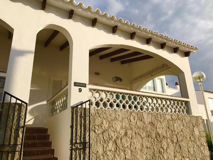 Location de vacances pour 8 personnes, avec balcon et vue, adapté aux familles dans Es Grau - 3