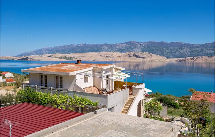 Ferienwohnung für 4 Personen, mit Terrasse in Bošana