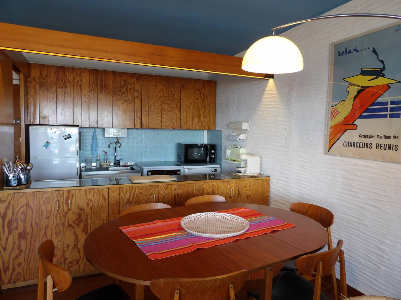 Apartamento entero, Magnífica vista al mar en St Cyprien con los pies en el agua. in Saint-Cyprien-Plage, Saint-Cyprien