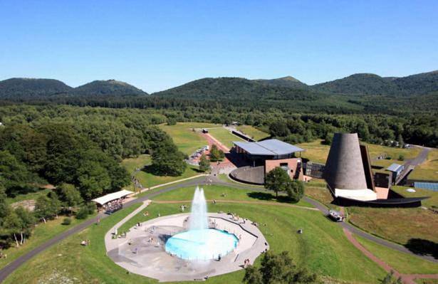 Camping maeva Respire de La Croze in Châtel-Guyon, Parc naturel régional des Volcans d'Auvergne