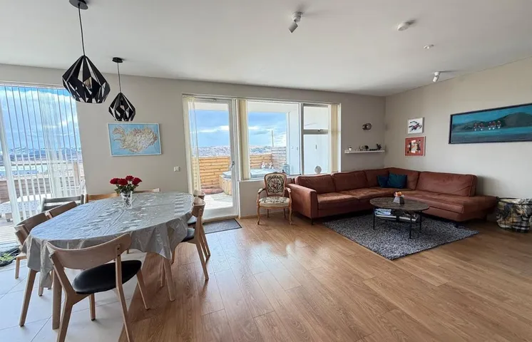 Ferienwohnung für 6 Personen, mit Ausblick und Garten sowie Balkon - 1