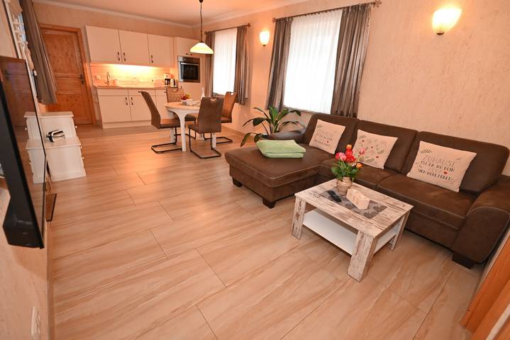 Ferienwohnung für 4 Personen, mit Terrasse in Warnemünde - 3